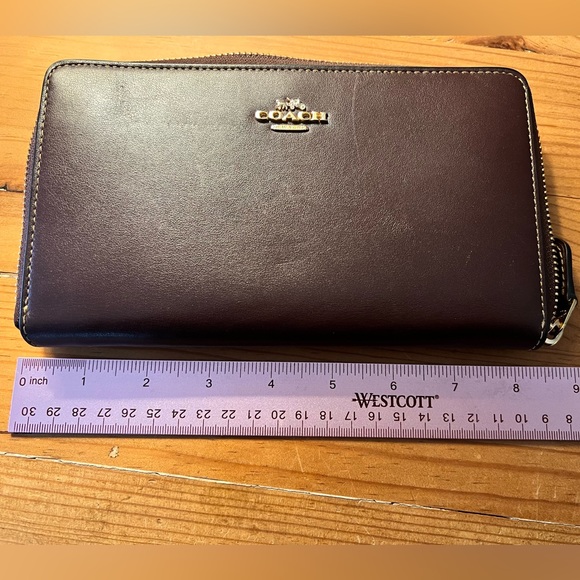 Coach Wallet - Picture 2 of 4